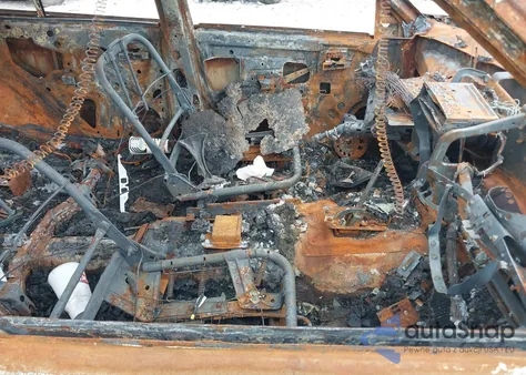 1997 Jeep Grand Cherokee Laredo/Tsi z USA, uszkodzony, nr VIN 1J4FX58S6VC606721